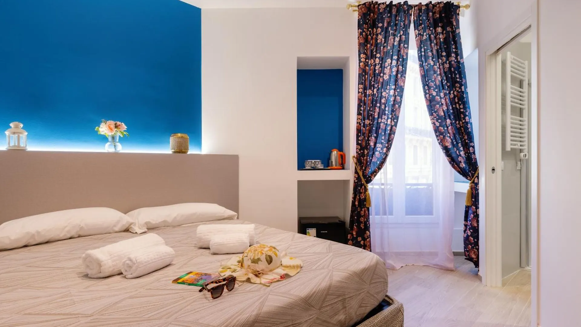 Azur Bnb Nice Bed & Breakfast